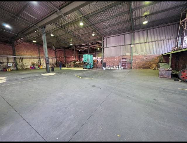 1,487M² WAREHOUSE FOR SALE IN BOOYSENS RESERVE